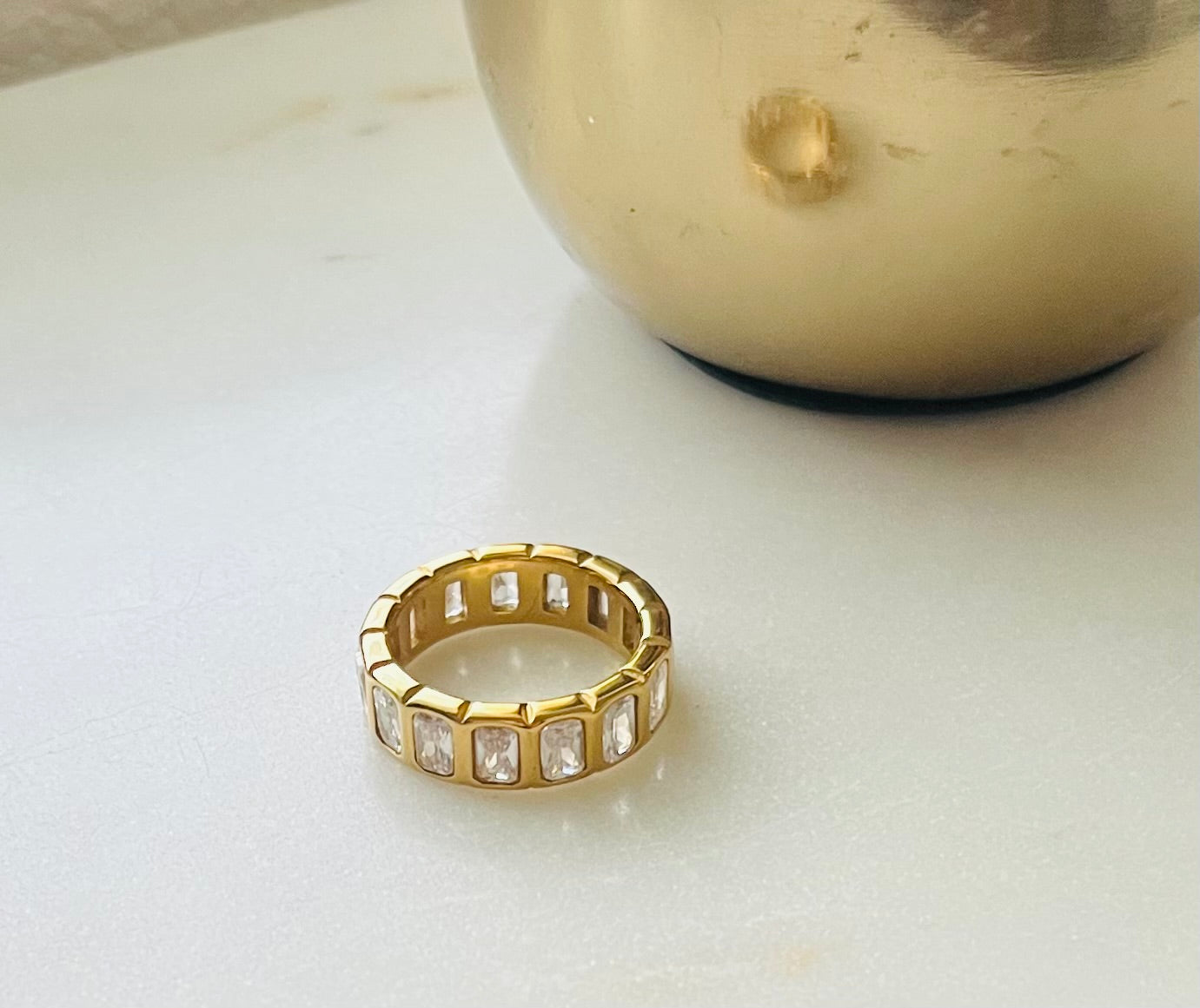Viola ring