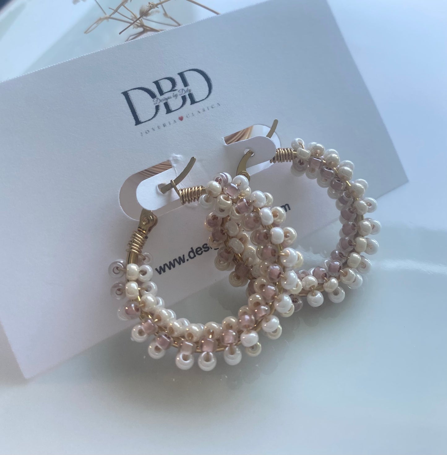 Danna earrings (beige)