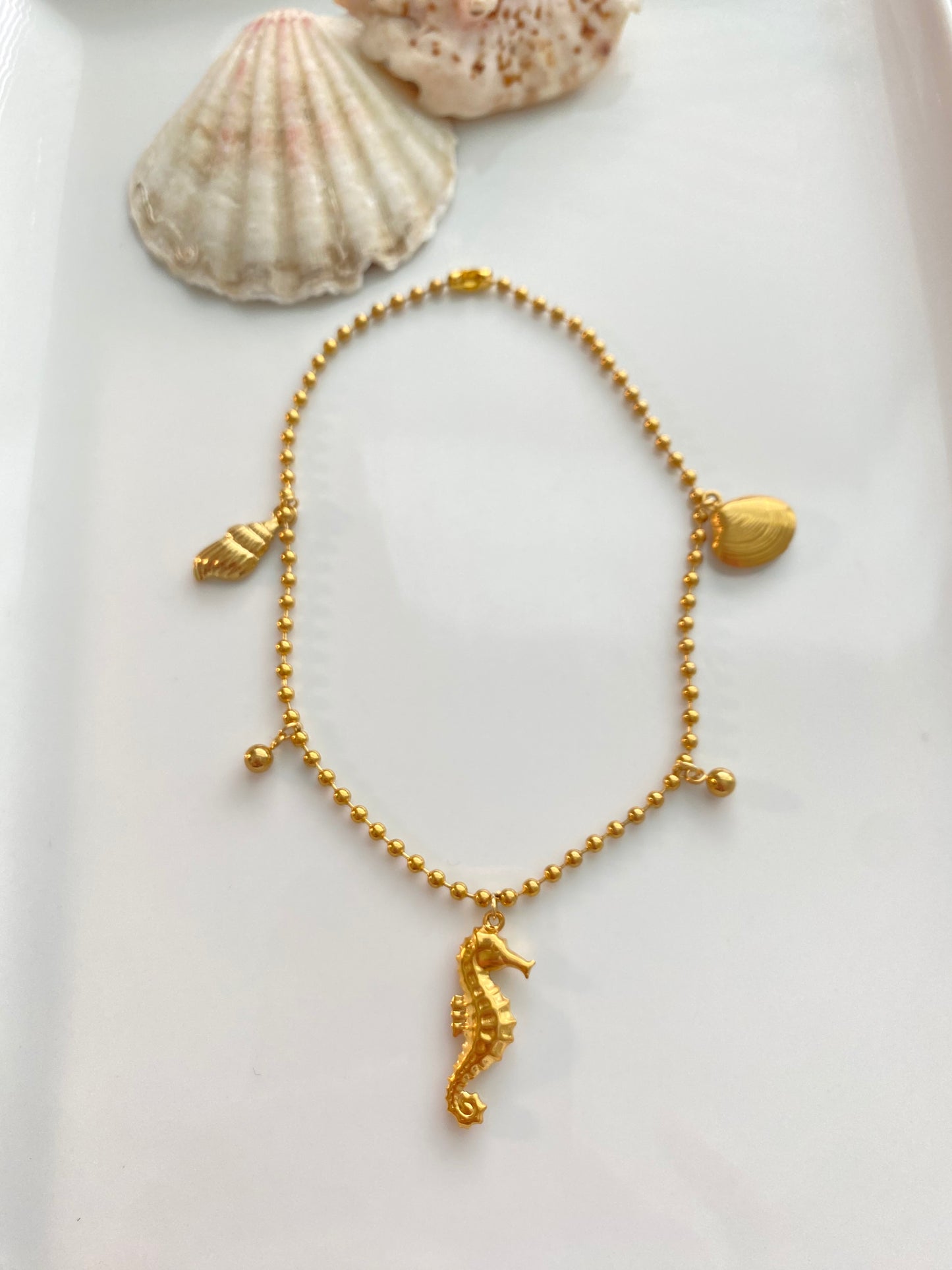 Seahorse anklet