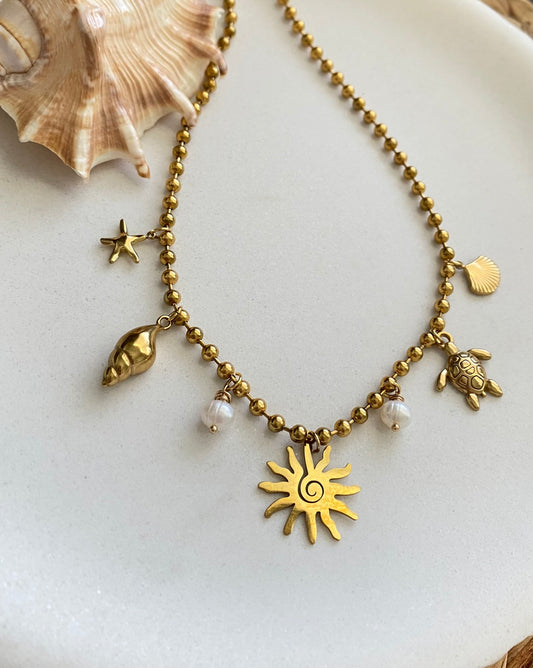 Playera necklace
