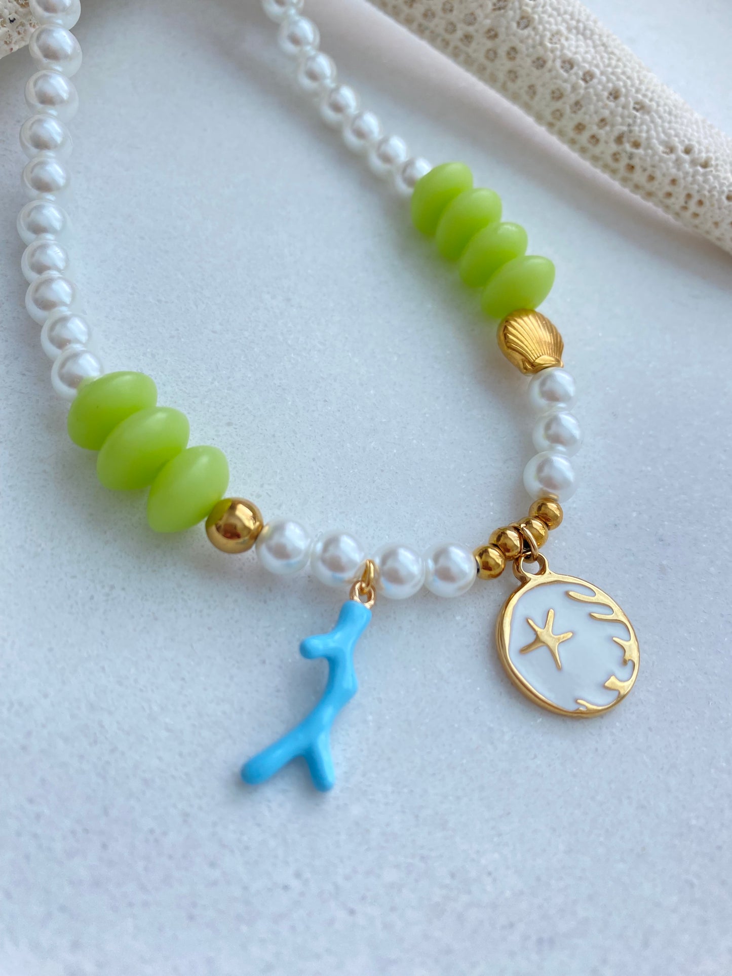 Inia necklace