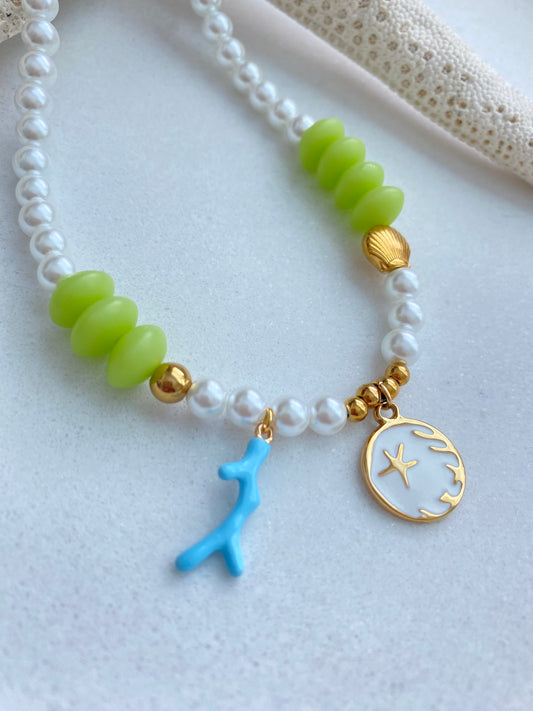 Inia necklace