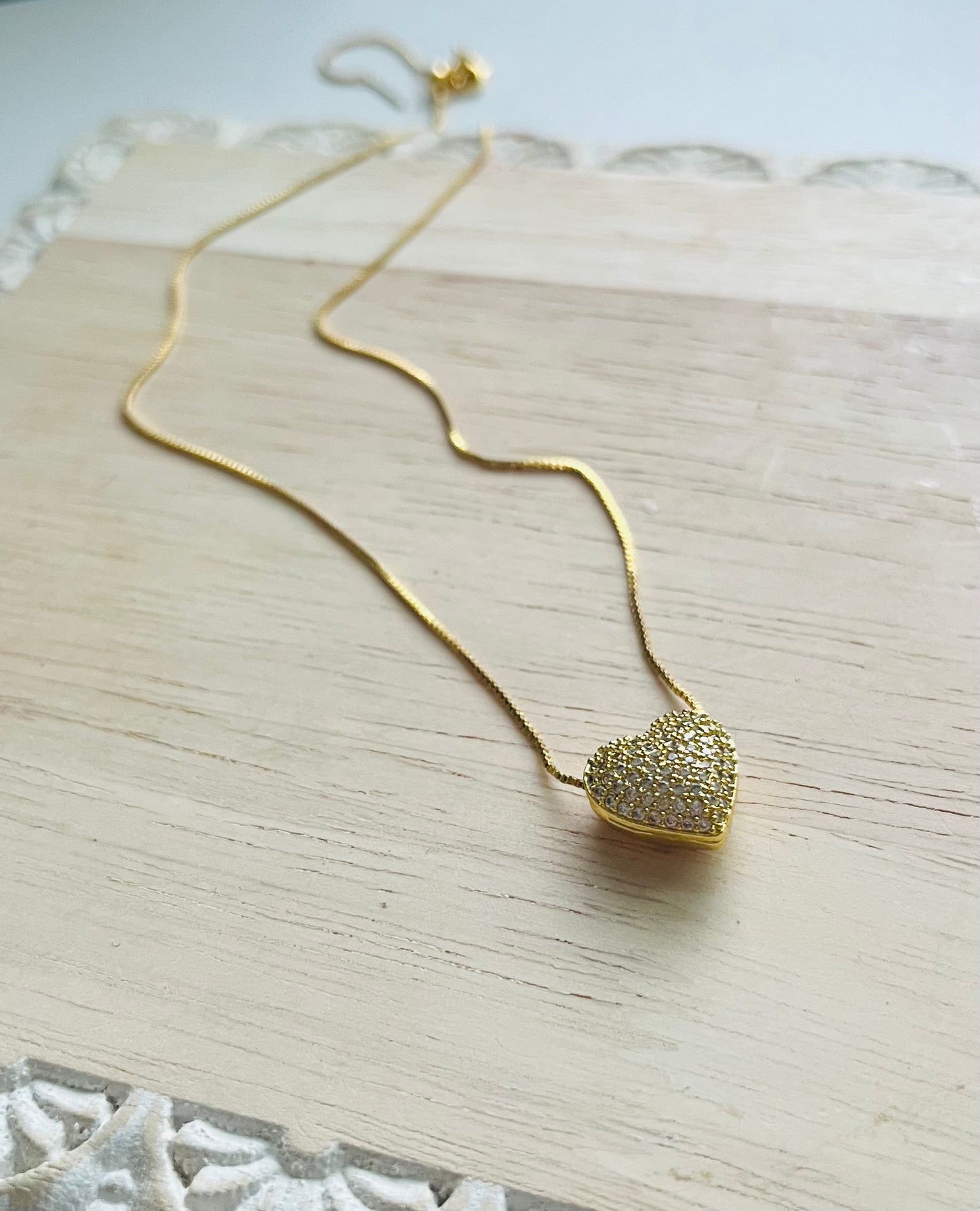 Amour necklace
