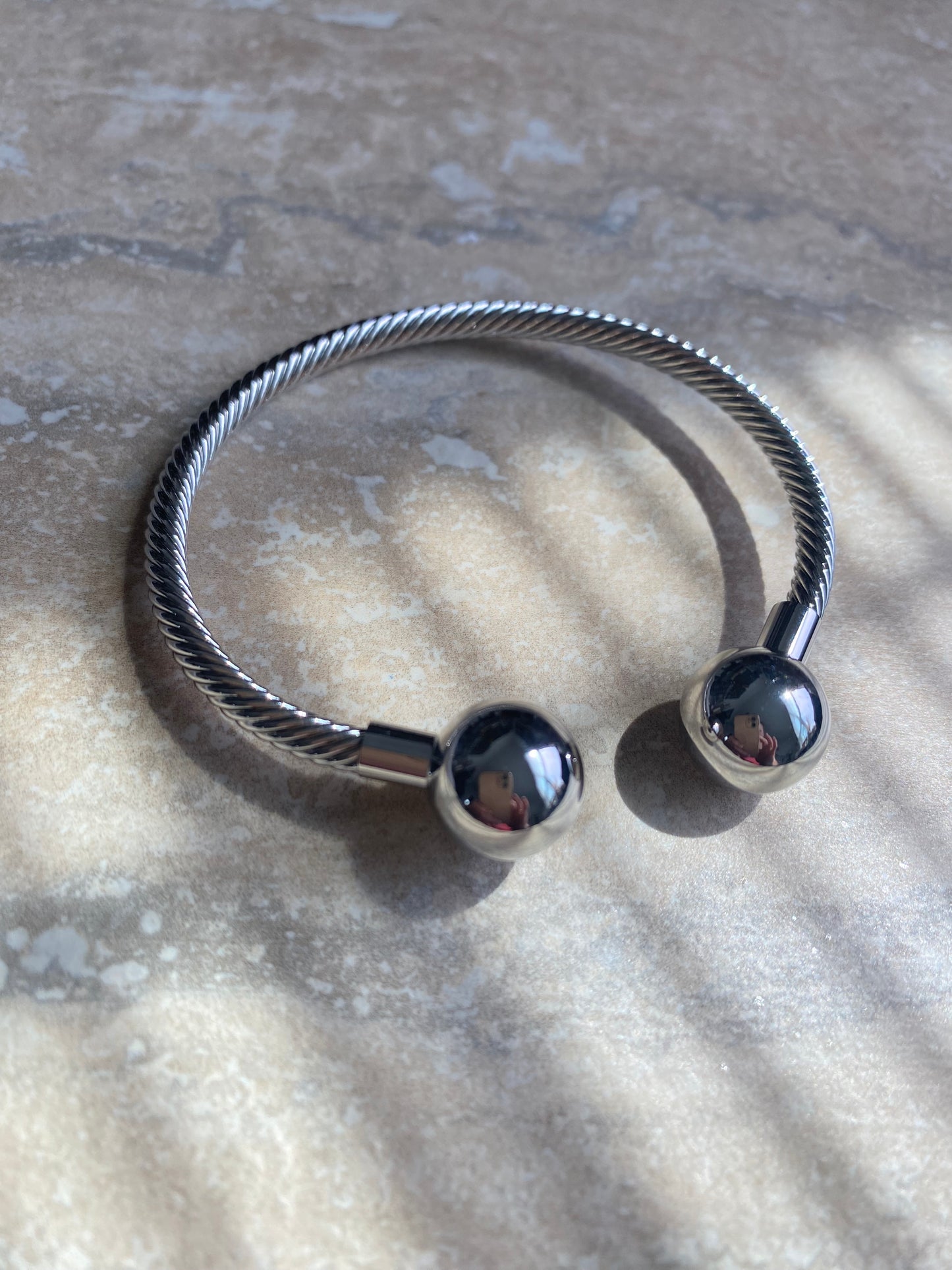 Venus bracelet