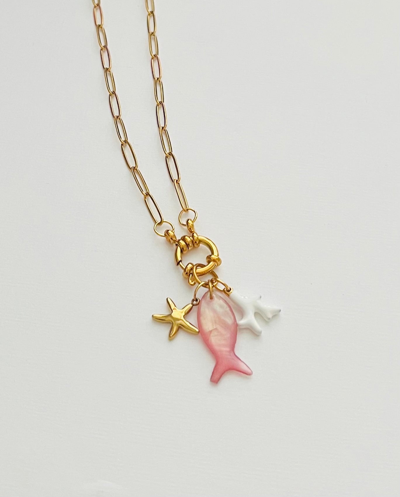 Mares necklace