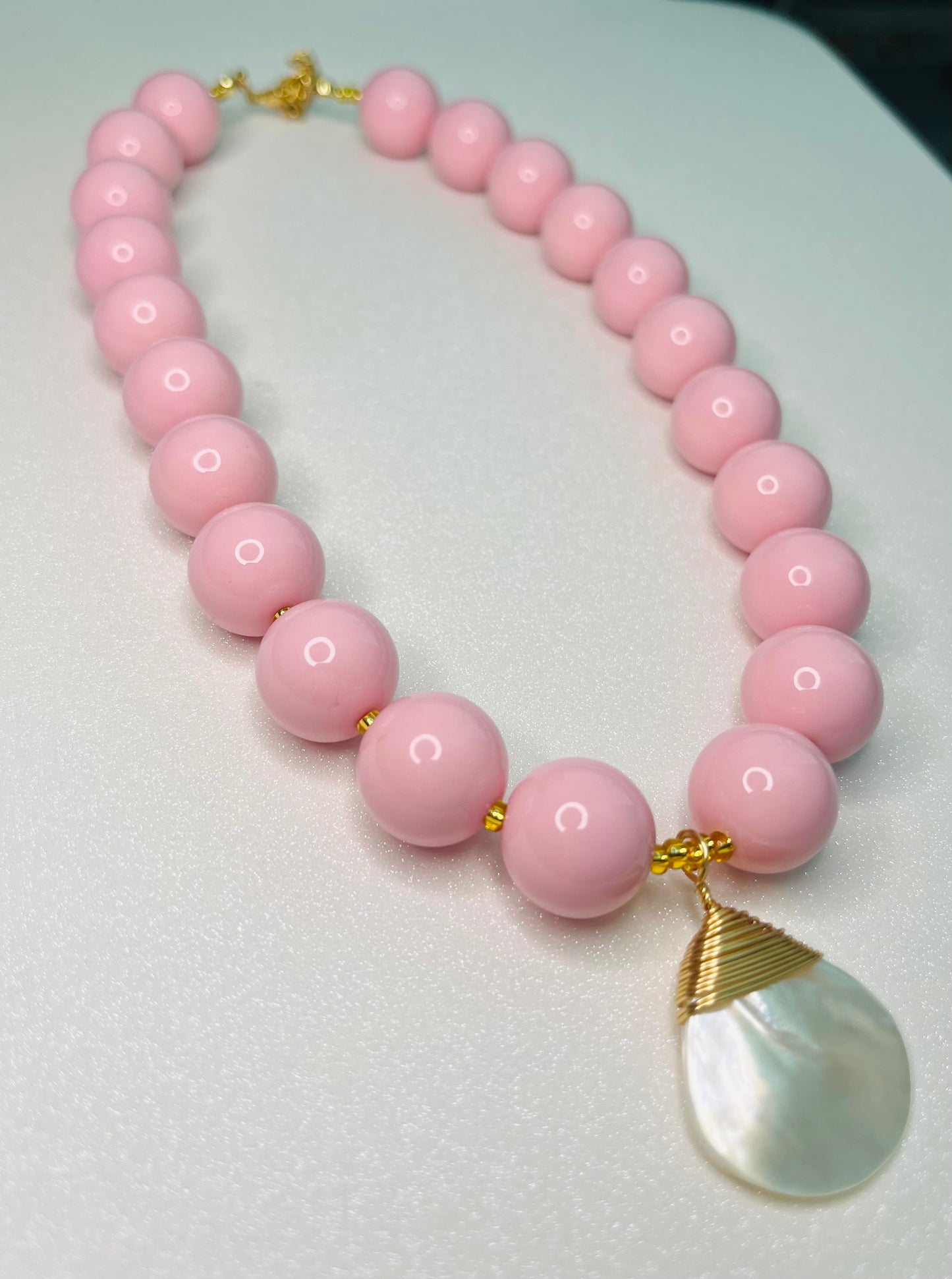 Chiklets necklace