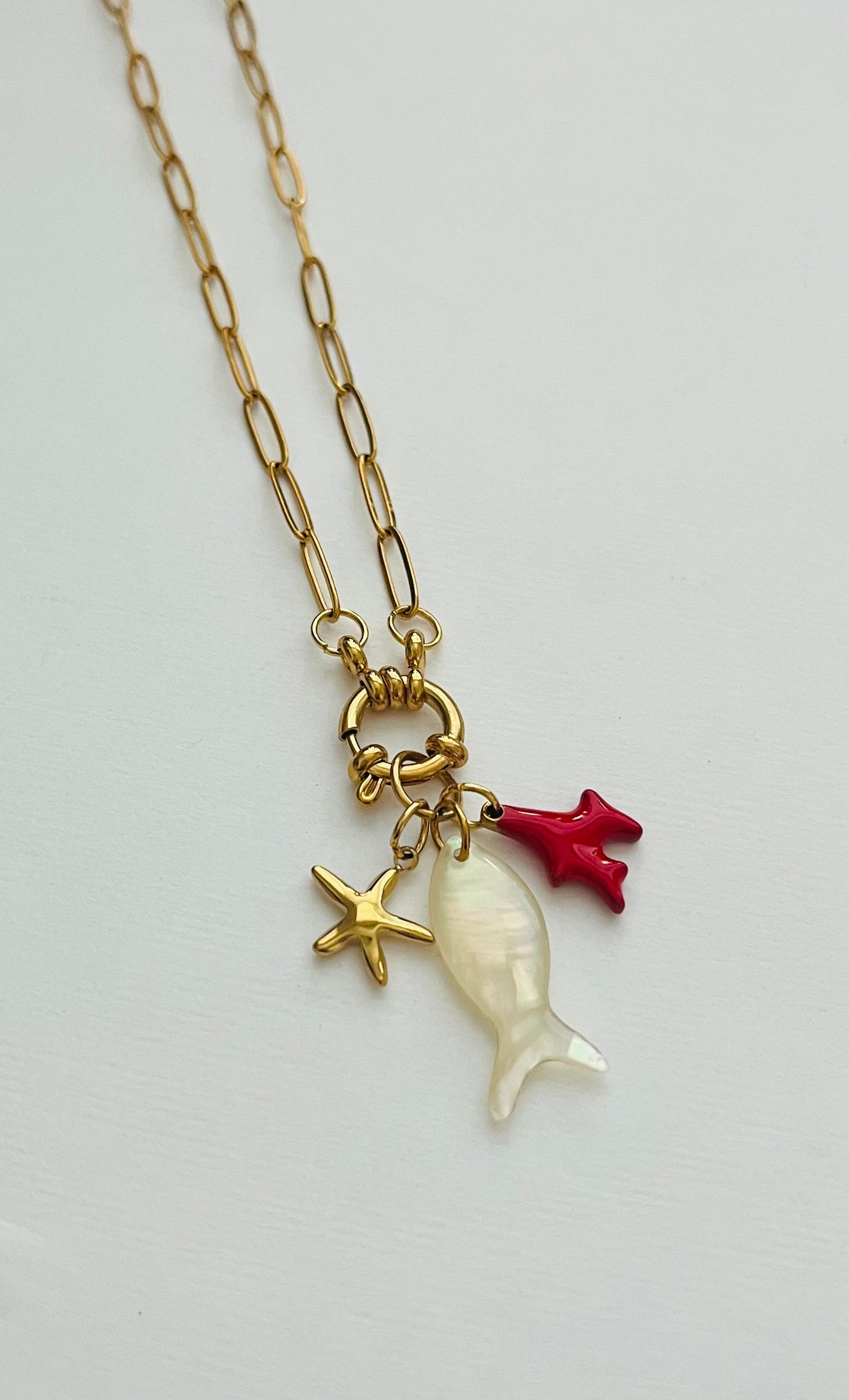 Mares necklace